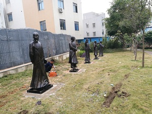 广州番禺区南村镇铸铜雕像安装现场